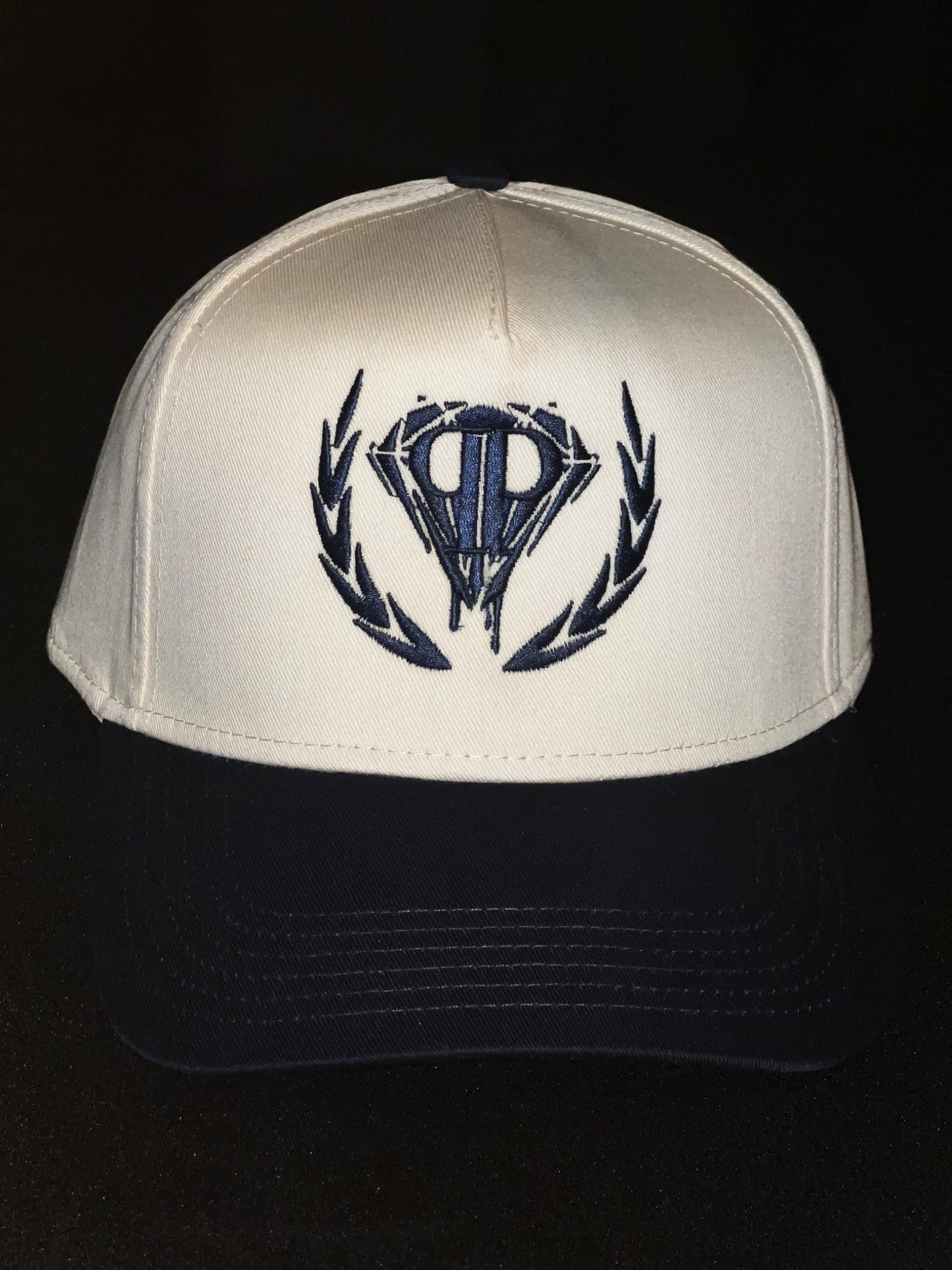 Logo Hat