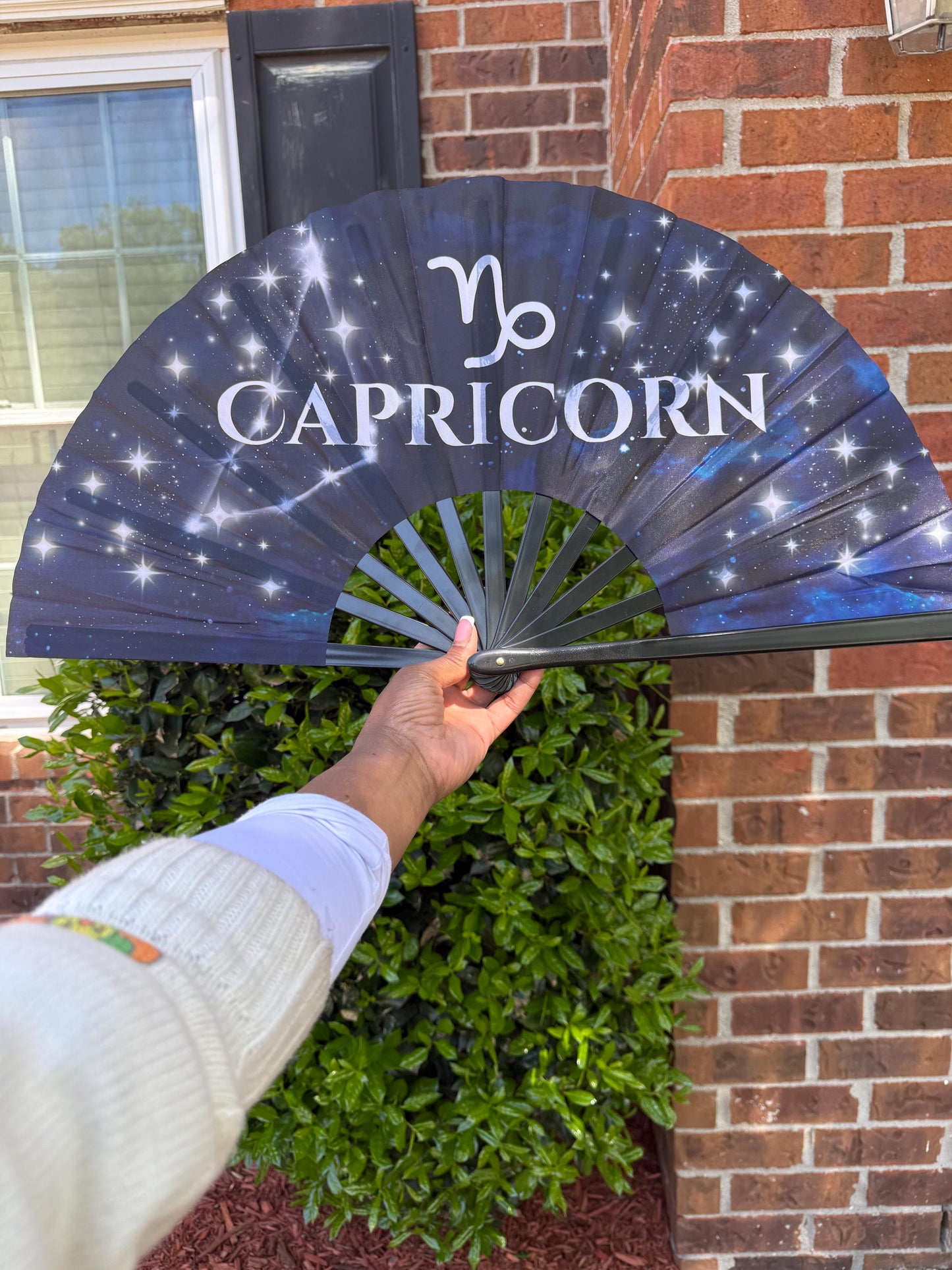 Capricorn Zodiac Hand Fan - Navy Folding Astrology Fan, Celestial Horoscope Clack Fan for Line Dancing, Handheld Fan Capricorn Birthday Gift
