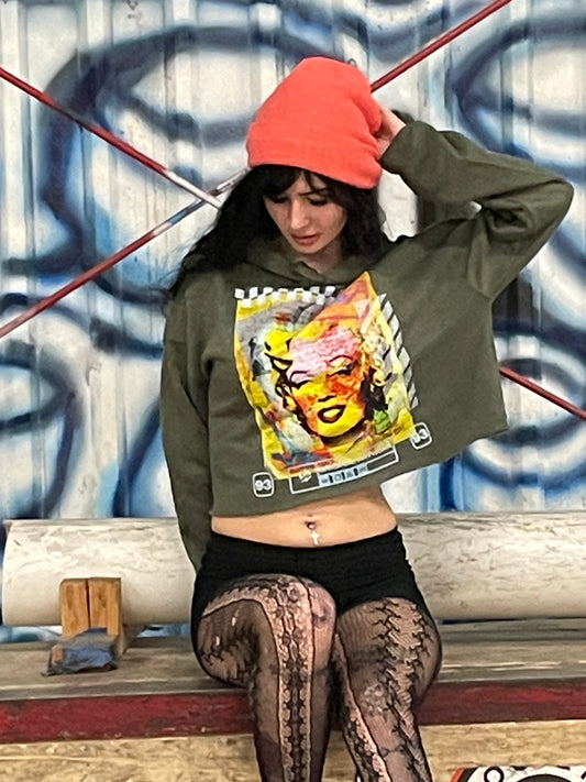 Illegal Cargo: Marilyn